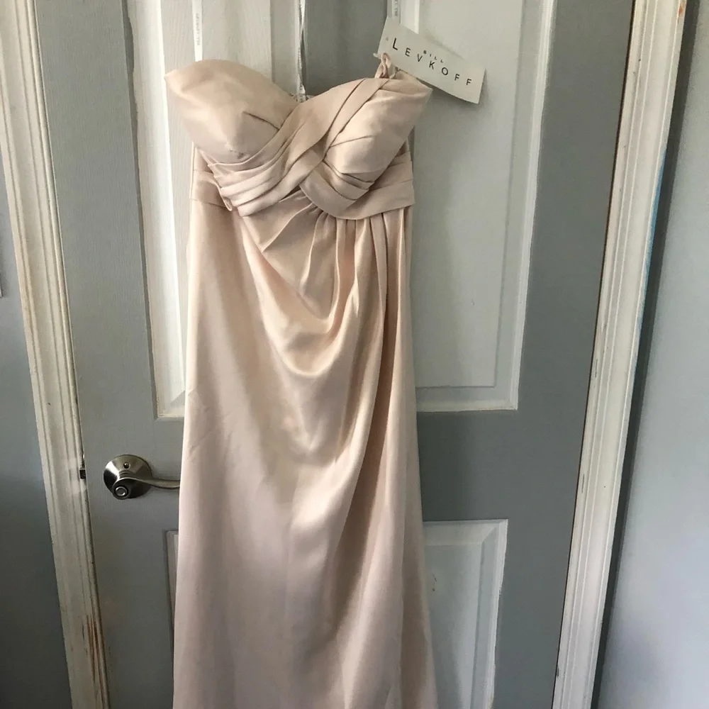 Beautiful new with tags Champagne gown - Picture 2 of 4